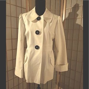 NWT CHAUS - marble cream Jacket with 3 Lg buttons. Sz 12